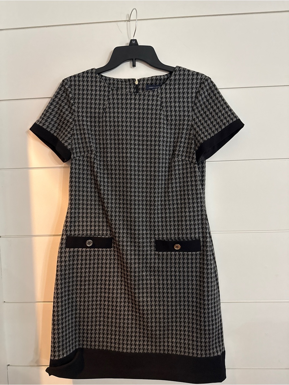 Tommy Hilfiger Black & Gray Houndstooth Short Sleeve Dress NWOT/flaw size 8